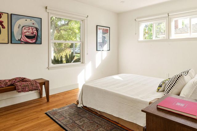 435 Cambridge Drive, Burbank, CA 91504