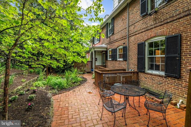 614 W UNIVERSITY PKWY, Baltimore, MD 21210