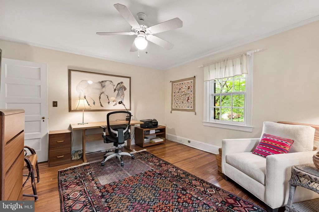 Image 31 of property listing at 614 W UNIVERSITY PKWY, Baltimore, MD 21210