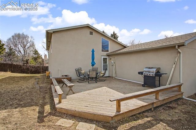 2120 Rimwood Drive, Colorado Springs, CO 80918