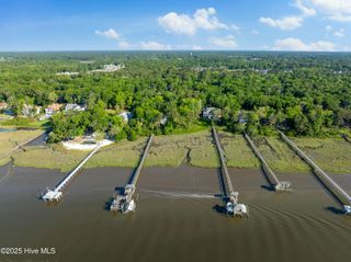 9289 Peakwood Drive, Calabash, NC 28467