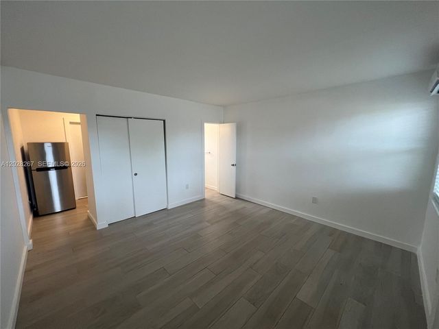7035 NE 4th Ct 3, Miami, FL 33138