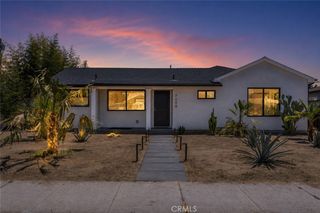 7008 Aura, Reseda, CA 91335