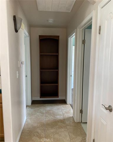 305 Tanner Michael, Bakersfield, CA 93308