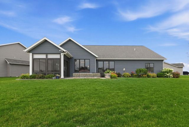 13498 Martingale Cove, Grabill, IN 46741