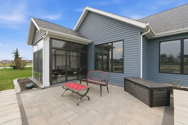 13498 Martingale Cove, Grabill, IN 46741