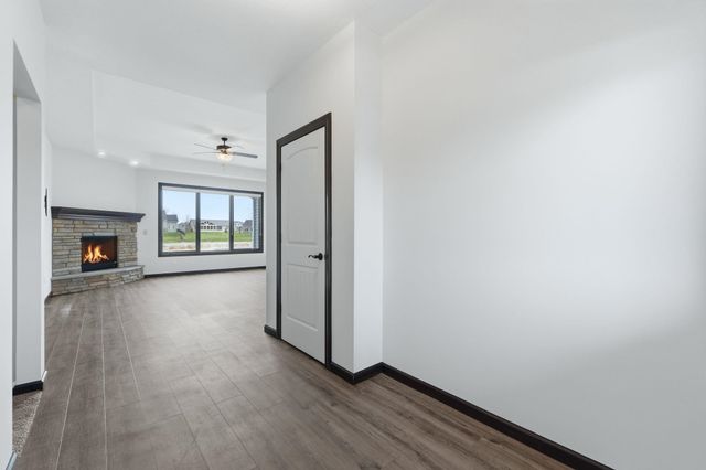 13498 Martingale Cove, Grabill, IN 46741