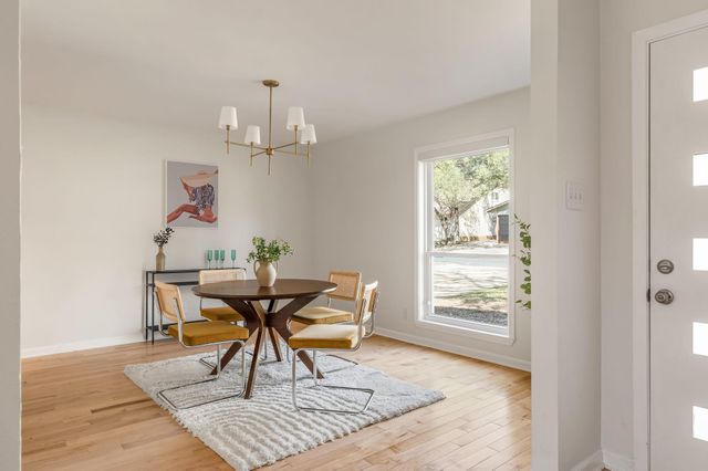 4305 Yucatan LN, Austin, TX 78727