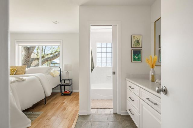 4305 Yucatan LN, Austin, TX 78727