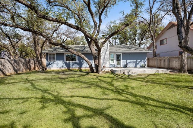 4305 Yucatan LN, Austin, TX 78727