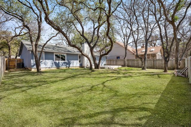 4305 Yucatan LN, Austin, TX 78727