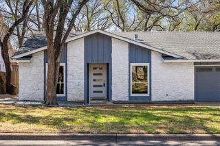 4305 Yucatan LN, Austin, TX 78727