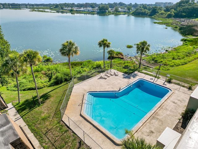 1836 N CRYSTAL LAKE DRIVE 27, Lakeland, FL 33801