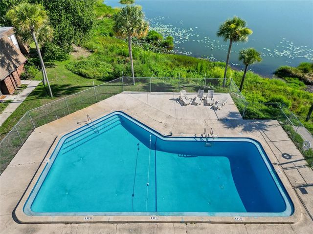 1836 N CRYSTAL LAKE DRIVE 27, Lakeland, FL 33801