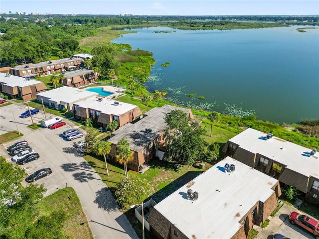 1836 N CRYSTAL LAKE DRIVE 27, Lakeland, FL 33801