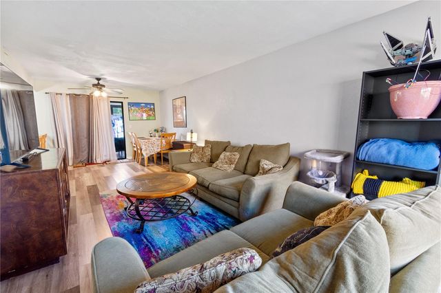 1836 N CRYSTAL LAKE DRIVE 27, Lakeland, FL 33801