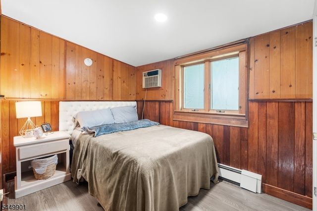 57 Dogwood Ln, West Milford Twp., NJ 07421