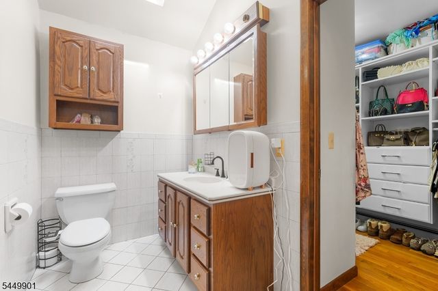 57 Dogwood Ln, West Milford Twp., NJ 07421