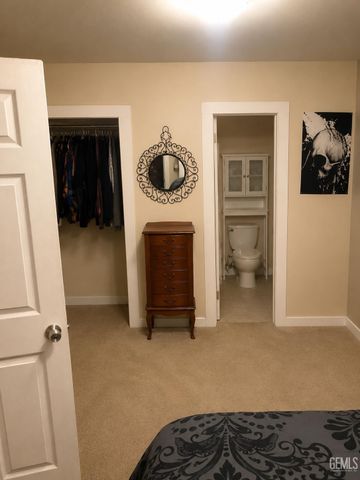 217 E Moneta Avenue, Bakersfield, CA 93308