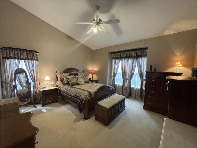 15756 S Sunset Drive 703, Olathe, KS 66062