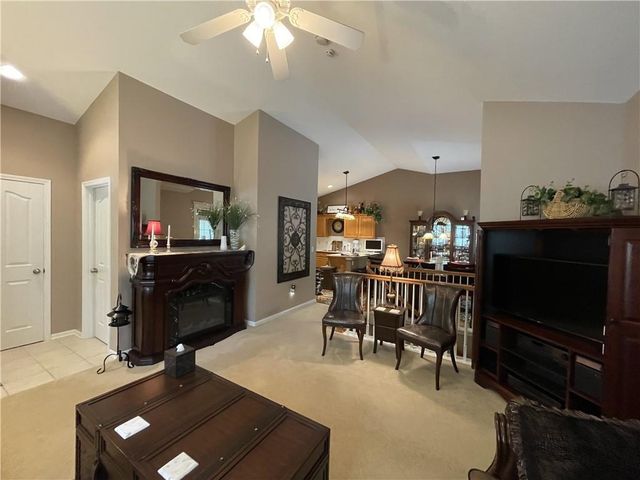 15756 S Sunset Drive 703, Olathe, KS 66062