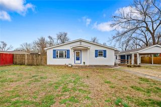 307 Commercial Street, Prairie Grove, AR 72753