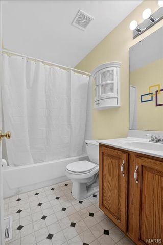 4709 Providence Woods Circle, Wentzville, MO 63385