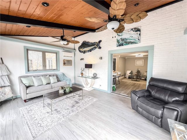 2662 Bethel Crest Dr, Bethel Park, PA 15102