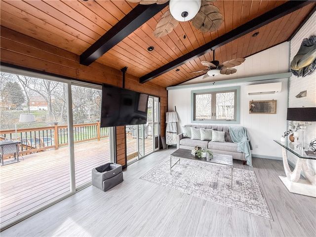 2662 Bethel Crest Dr, Bethel Park, PA 15102