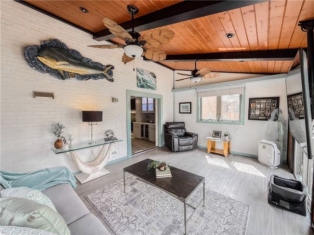 2662 Bethel Crest Dr, Bethel Park, PA 15102