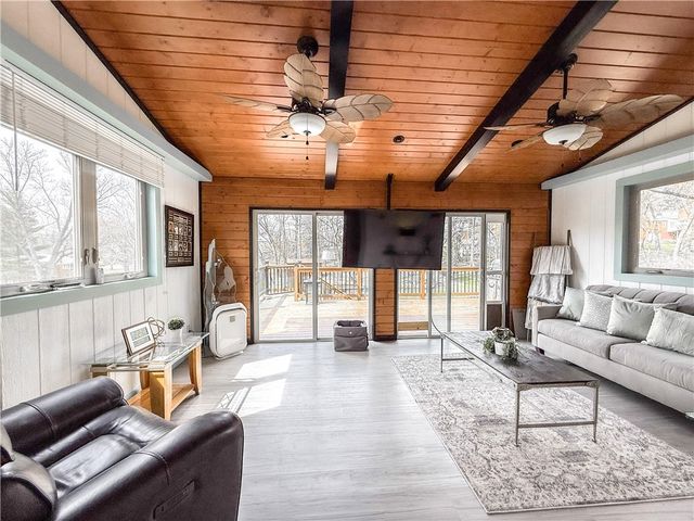 2662 Bethel Crest Dr, Bethel Park, PA 15102