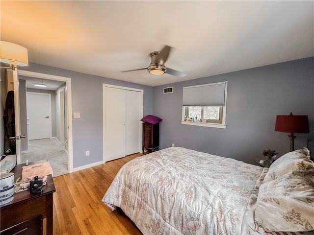 2662 Bethel Crest Dr, Bethel Park, PA 15102