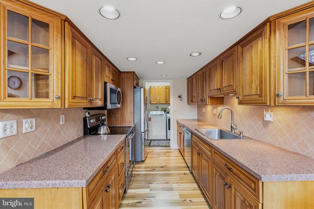 1909 E ZABENKO DR, Wilmington, DE 19808