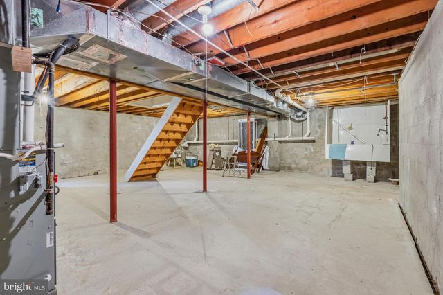 1909 E ZABENKO DR, Wilmington, DE 19808