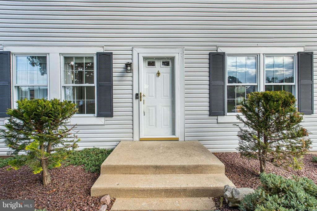 1909 E ZABENKO DR, Wilmington, DE 19808