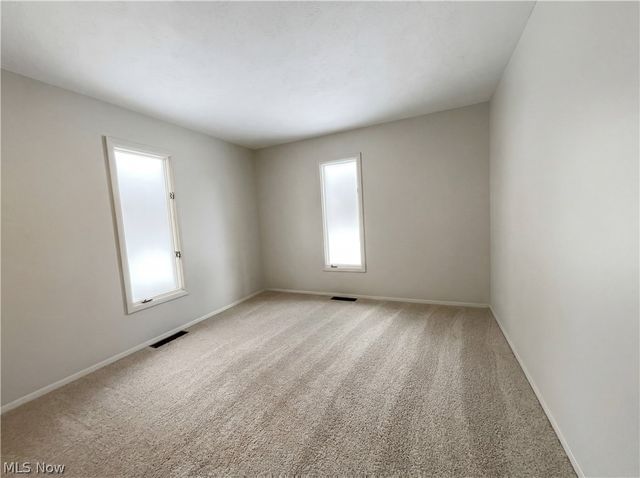 5896 Mills Creek Lane, North Ridgeville, OH 44039