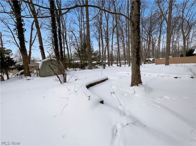 5896 Mills Creek Lane, North Ridgeville, OH 44039