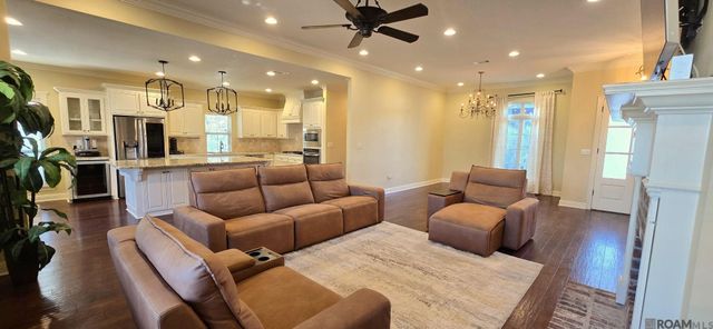 170 Politz Ave, St Gabriel, LA 70776