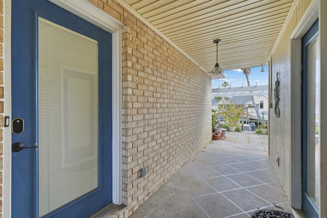 1148 Sunset Lane, Gulf Breeze, FL 32563