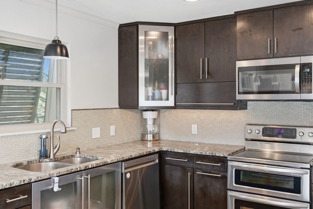 1148 Sunset Lane, Gulf Breeze, FL 32563