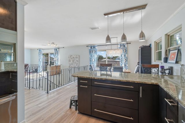 1148 Sunset Lane, Gulf Breeze, FL 32563