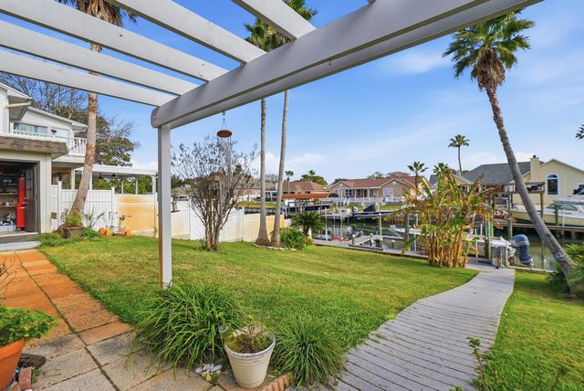 1148 Sunset Lane, Gulf Breeze, FL 32563