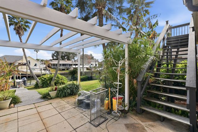 1148 Sunset Lane, Gulf Breeze, FL 32563