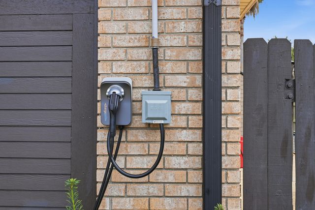 1148 Sunset Lane, Gulf Breeze, FL 32563