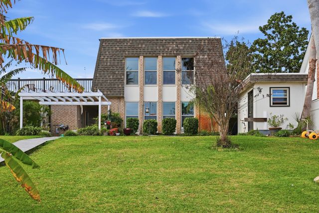 1148 Sunset Lane, Gulf Breeze, FL 32563