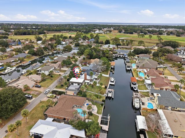 1148 Sunset Lane, Gulf Breeze, FL 32563