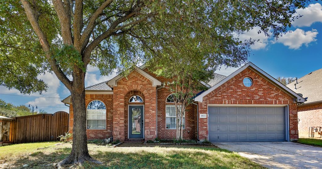 1812 Copper Leaf Drive, Corinth, TX 76210 — photo 4