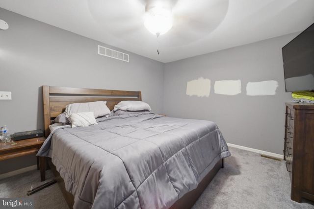 545 W 6TH ST, Pennsburg, PA 18073