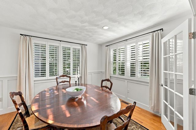 37 Chestnut Street, North Andover, MA 01845