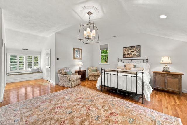 37 Chestnut Street, North Andover, MA 01845